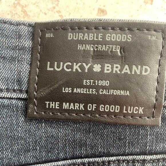 Lucky Brand Women's Bridgette Skinny Dark Wash Jeans, Size 14 EUC - Picture 4 of 9